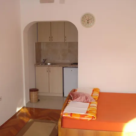 Vedrana 3*